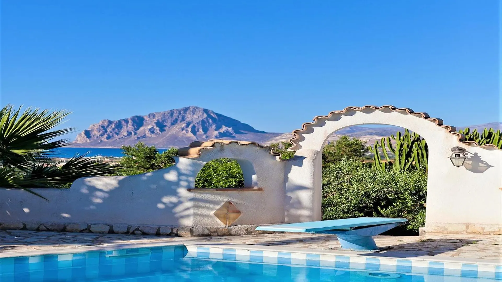 Equipped Villa With Private Pool And Panoramic Sea Views Tonnara di Bonagia Holiday home