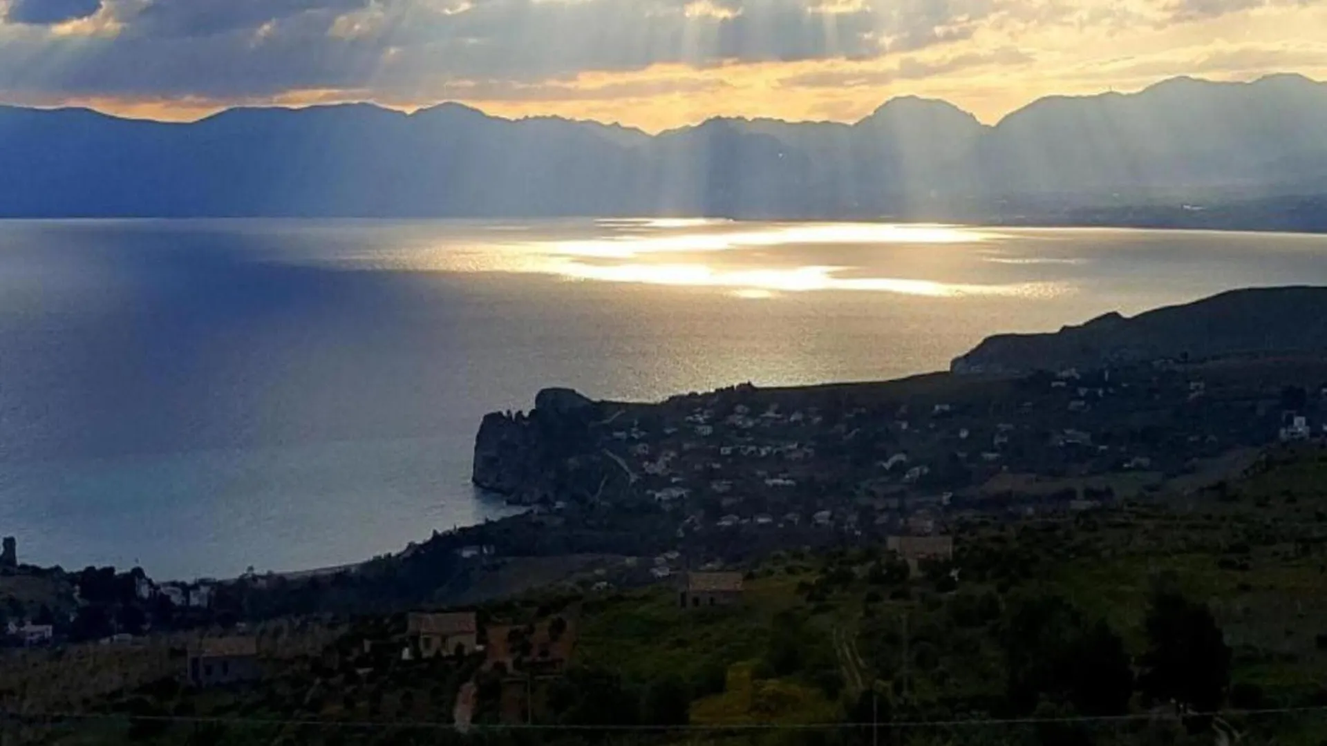 度假居 Equipped Villa With Private Pool And Panoramic Sea Views Tonnara di Bonagia 意大利